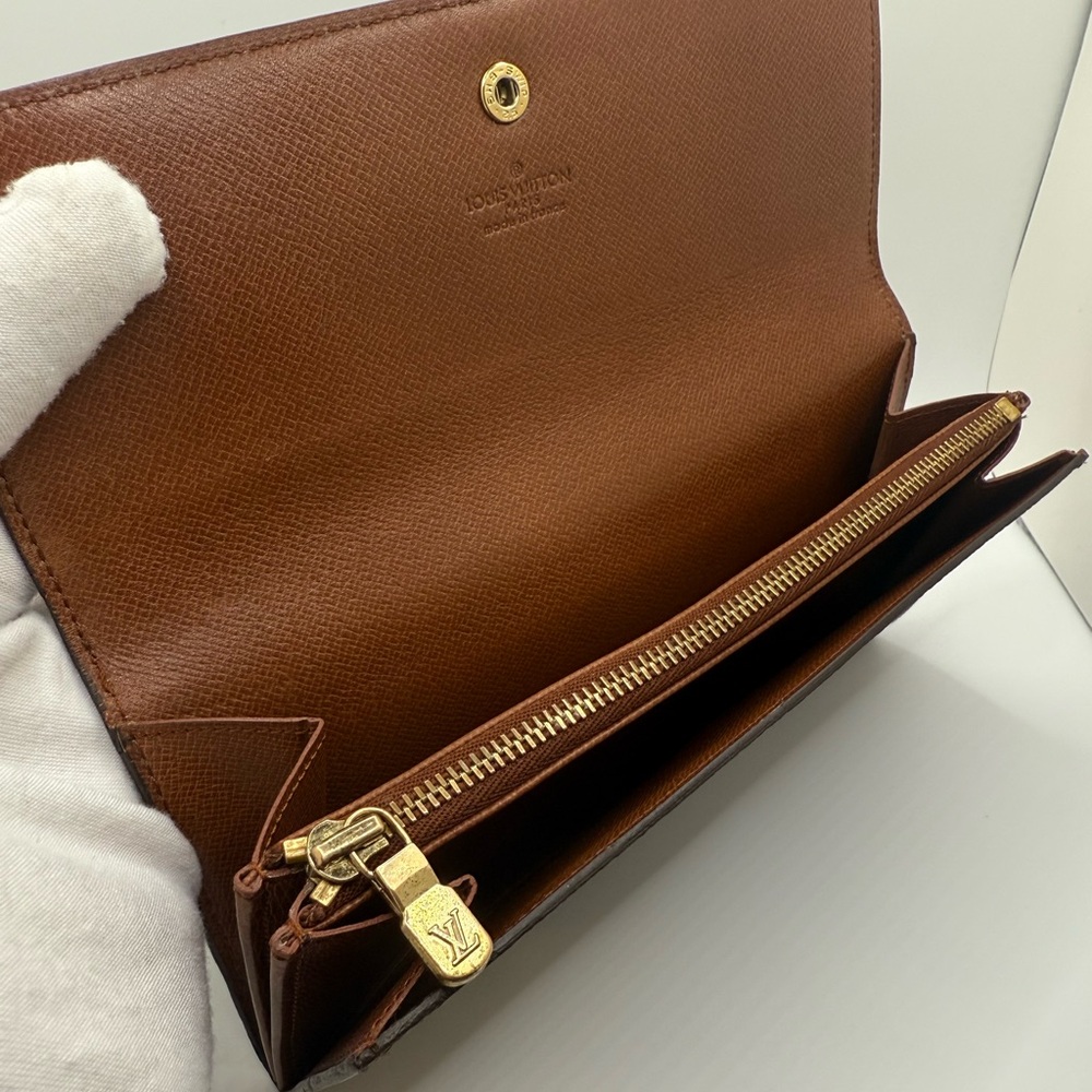 Louis Vuitton Vintage Brown Monogram Sarah Bifold Long Wallet - Picture 10 of 13